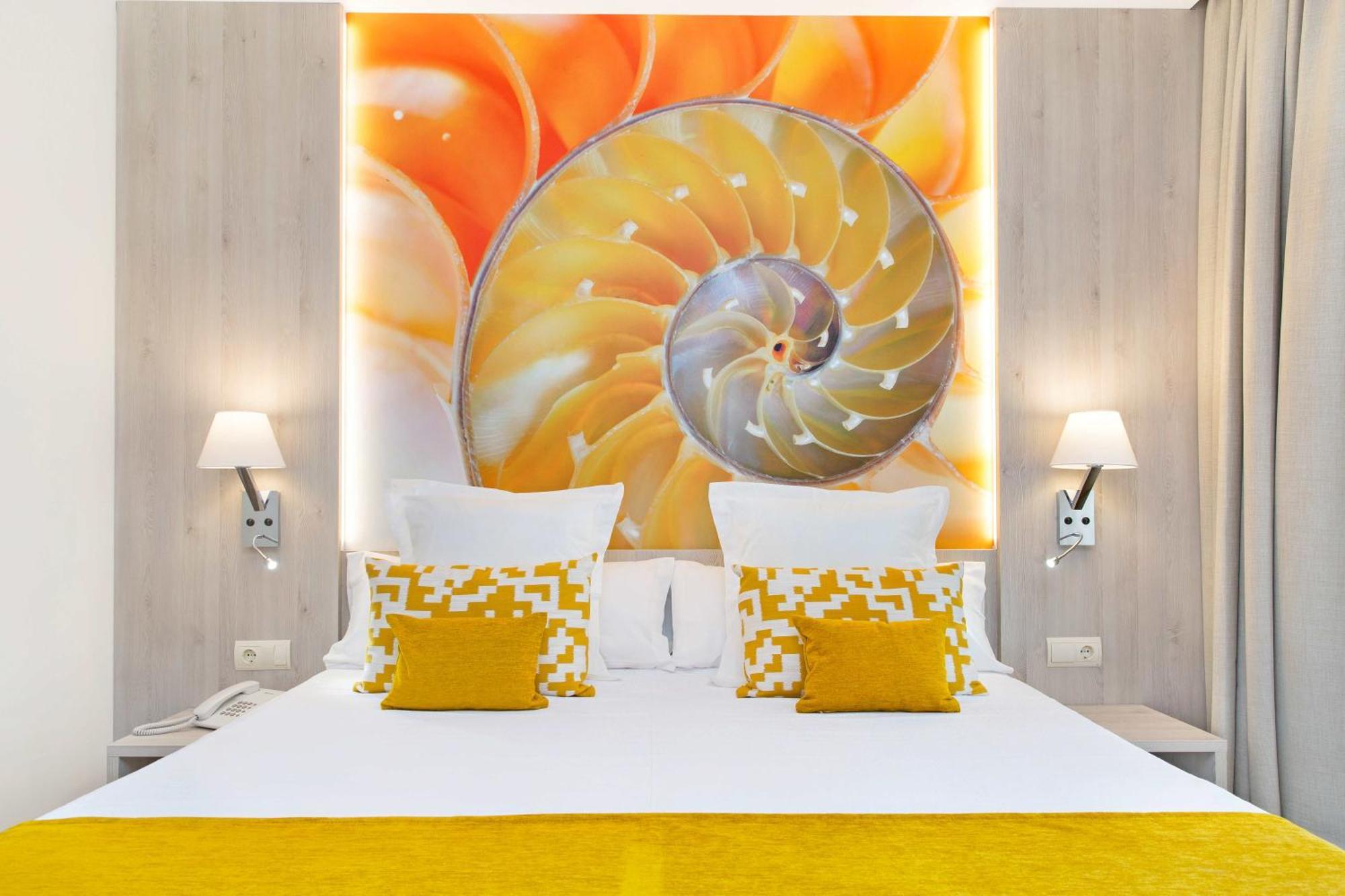 Sumus Hotel Stella And Spa 4S Adults Recommended Pineda de Mar Dış mekan fotoğraf